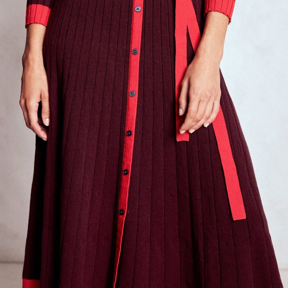 Two-tone Petite Midi Sweater Dress - NWT - 4P - Picture 3 of 5